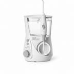 Waterpik Ultra Professional på vit bakgrund